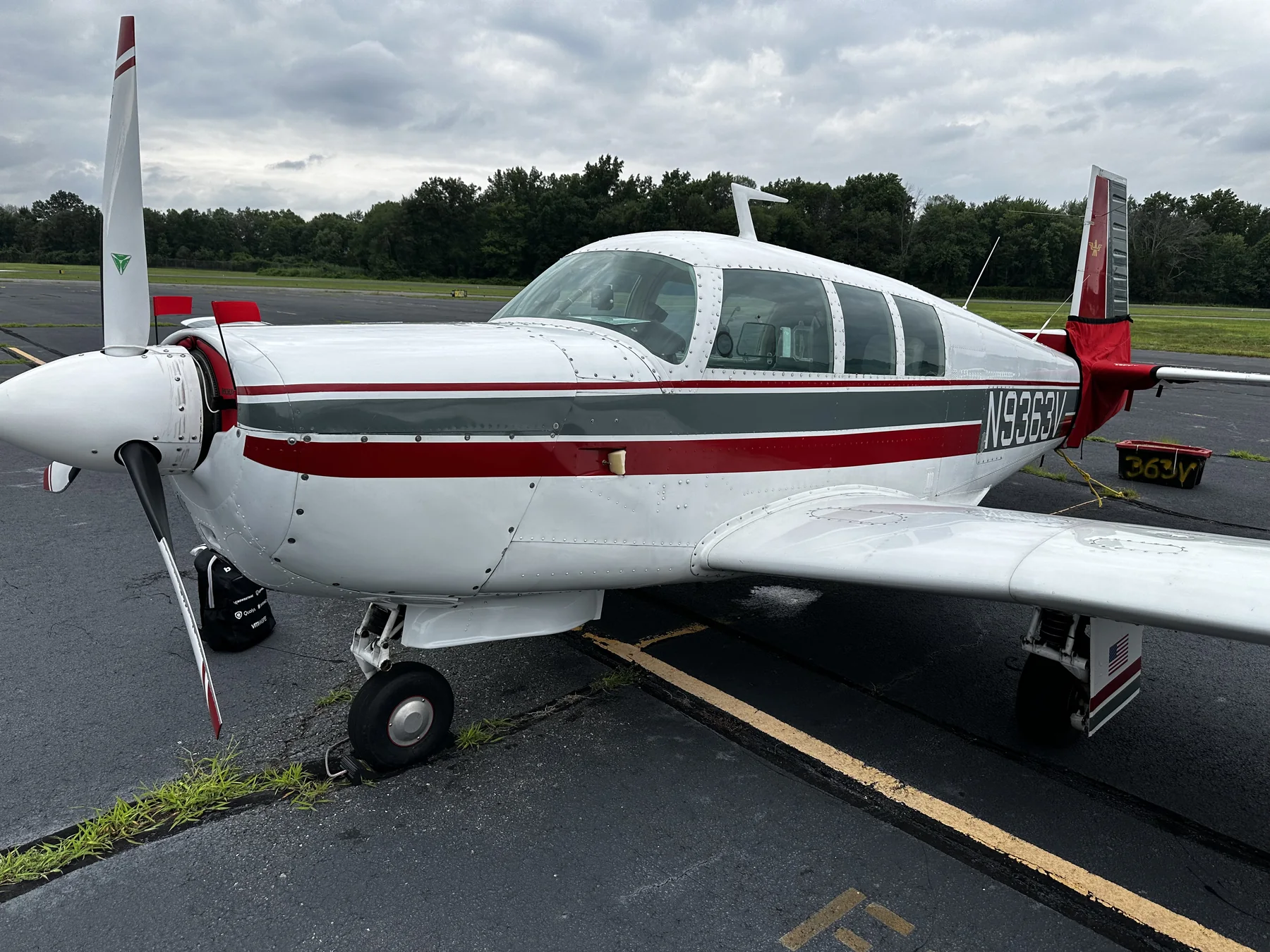 N9363V three-quarter front view on the ramp